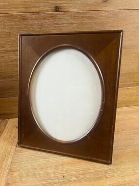 VTG Y2K Wood Oval Picture Frame Brown Veneer Desktop Easel Frame Fits 8x10 Photo